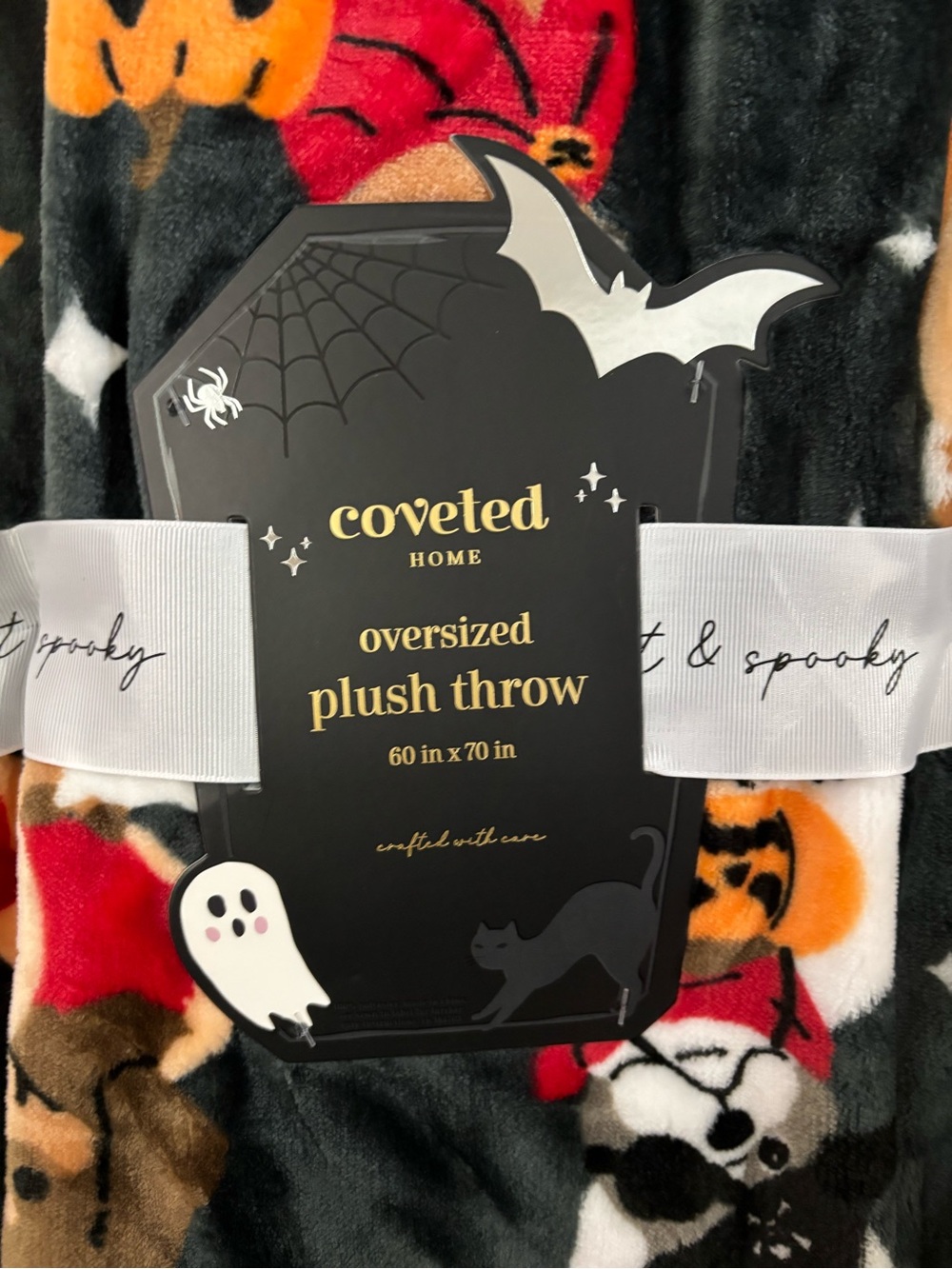Halloween Throw Blanket.  New.  Dogs - Picture 2 of 5